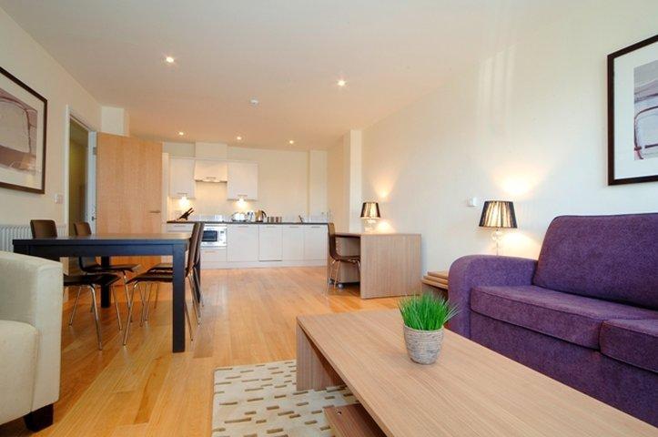 Max At Number 18 Serviced Hotel 4*