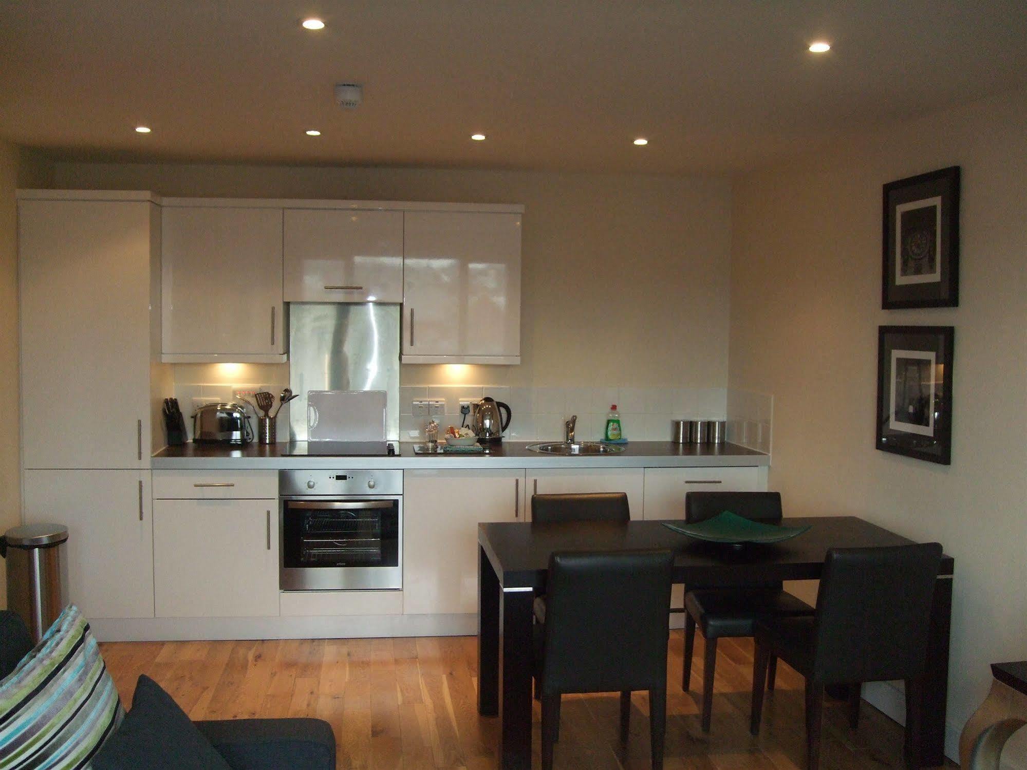 Max At Number 18 Serviced Hotel 4*